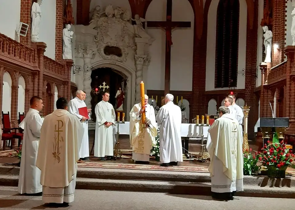 2020.04.11 – Liturgia Wigilii Paschalnej
