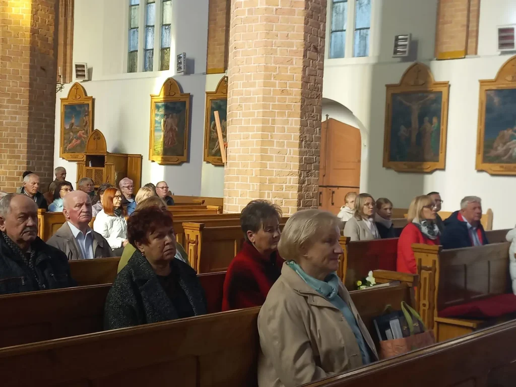 2022.10.23 – Jubileusz 20-lecia Parafialnego Zespołu Caritas i 10-lecia świetlicy „Bajka”