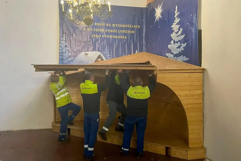 2023.12.13 – Montaż szopki