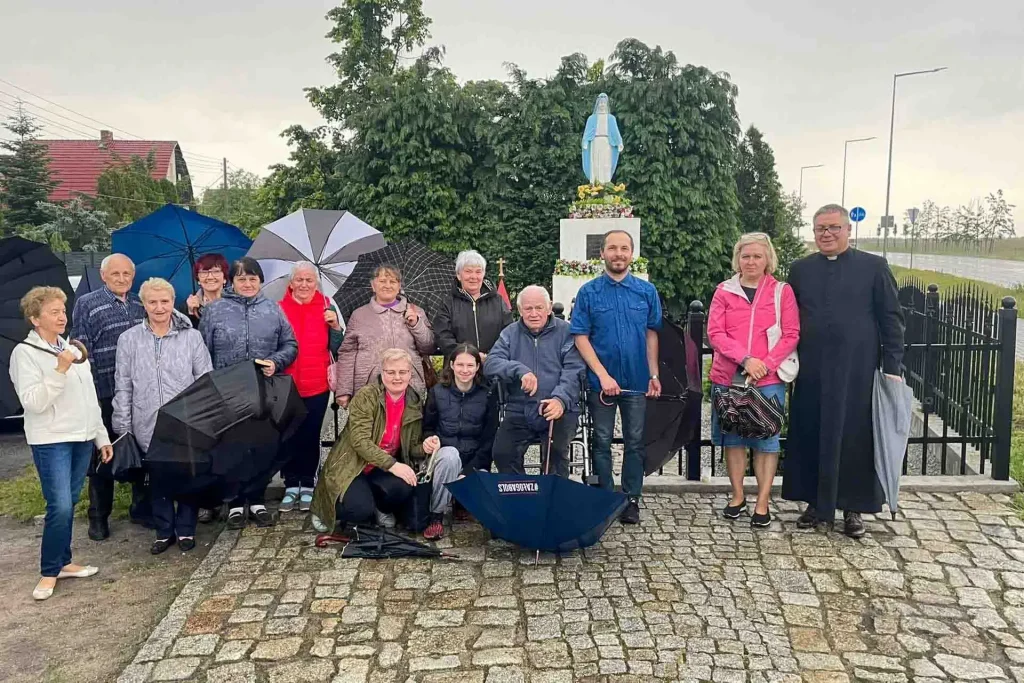 2024.05.31 – Nabożeństwo majowe przy Figurze NMP przy ul. Zielonogórskiej