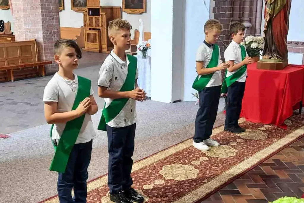 2024.06.23 – Przyjęcie nowych ministrantów