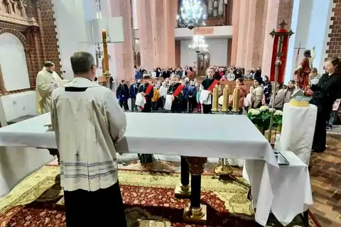 2024.04.21 – Przyjęcie nowych ministrantów – zdjęcie 7