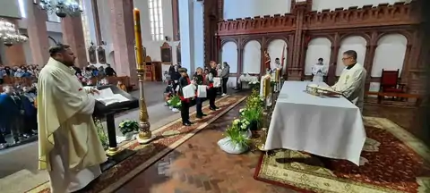 2024.04.21 – Przyjęcie nowych ministrantów – zdjęcie 3