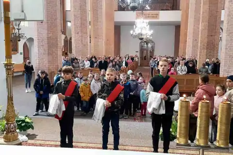 2024.04.21 – Przyjęcie nowych ministrantów – zdjęcie 8