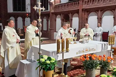 2024.03.30 – Liturgia Wigilii Paschalnej  – zdjęcie 52