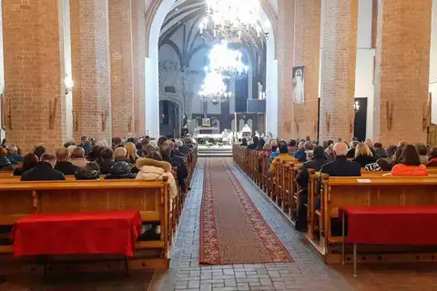 2024.03.30 – Liturgia Wigilii Paschalnej  – zdjęcie 33