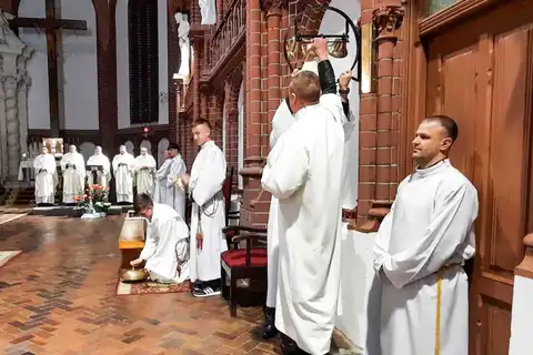 2024.03.30 – Liturgia Wigilii Paschalnej  – zdjęcie 27
