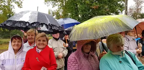 2019.10.17 – Poświęcenie kamienia węgielnego kościoła w Grabiku – zdjęcie 81