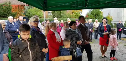 2019.10.17 – Poświęcenie kamienia węgielnego kościoła w Grabiku – zdjęcie 43