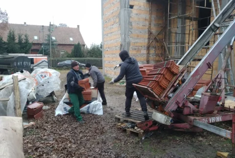 2022.12 – Krycie dachu na kościele w Grabiku – zdjęcie 14