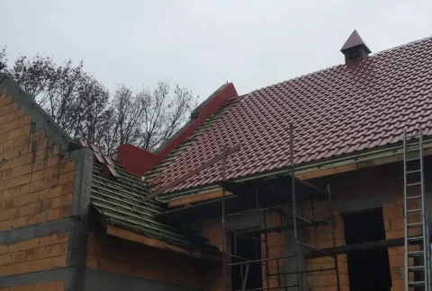 2022.12 – Krycie dachu na kościele w Grabiku – zdjęcie 36