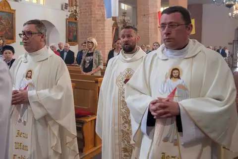 2023.06.16 – Odpust parafialny ku czci Najświętszego Serca Pana Jezusa – zdjęcie 9
