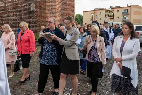 2023.06.16 – Odpust parafialny ku czci Najświętszego Serca Pana Jezusa – zdjęcie 127