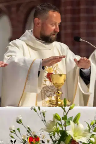 2023.06.16 – Odpust parafialny ku czci Najświętszego Serca Pana Jezusa – zdjęcie 79