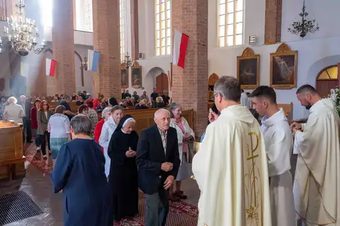 2023.06.16 – Odpust parafialny ku czci Najświętszego Serca Pana Jezusa – zdjęcie 100