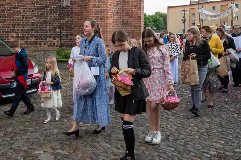 2023.06.16 – Odpust parafialny ku czci Najświętszego Serca Pana Jezusa – zdjęcie 123