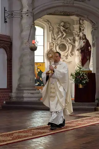 2023.06.16 – Odpust parafialny ku czci Najświętszego Serca Pana Jezusa – zdjęcie 106