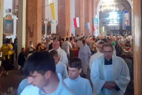 2023.06.08 – Uroczystość Najświętszego Ciała i Krwi Pańskiej – zdjęcie 23