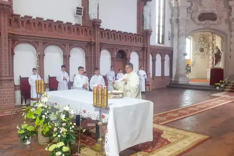 2023.06.08 – Uroczystość Najświętszego Ciała i Krwi Pańskiej – zdjęcie 19