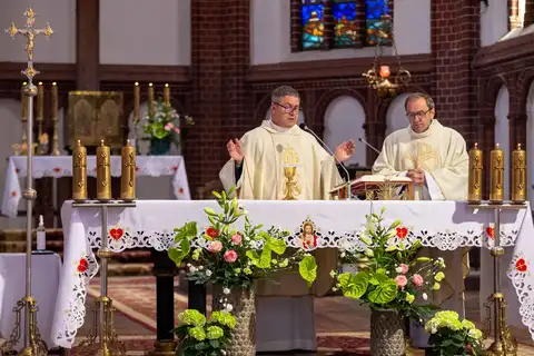 2023.06.04 – Jubileusz 30-lecia święceń prezbiteratu ks. Proboszcza – zdjęcie 49