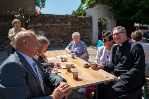 2023.06.04 – Jubileusz 30-lecia święceń prezbiteratu ks. Proboszcza – zdjęcie 128