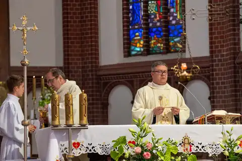 2023.06.04 – Jubileusz 30-lecia święceń prezbiteratu ks. Proboszcza – zdjęcie 44