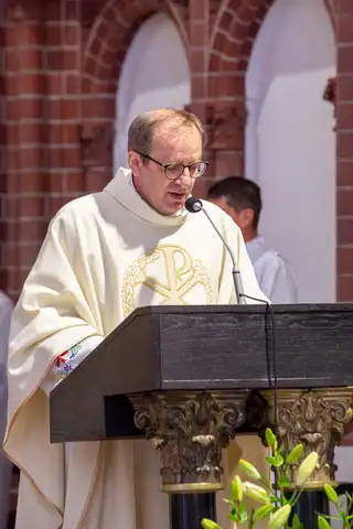2023.06.04 – Jubileusz 30-lecia święceń prezbiteratu ks. Proboszcza – zdjęcie 26