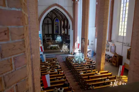 2023.06.04 – Jubileusz 30-lecia święceń prezbiteratu ks. Proboszcza – zdjęcie 39