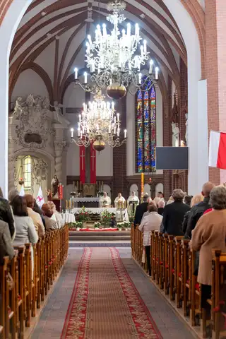 2023.05.03 – Msza Święta w intencji Ojczyzny i Miasta – zdjęcie 15