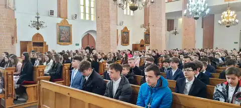 2023.04.20 – Sakrament Bierzmowania – zdjęcie 14