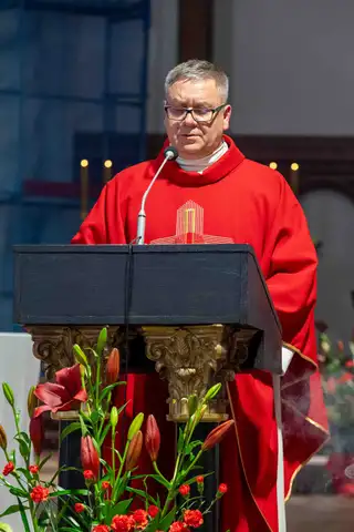 2024.05.24 – Bierzmowanie młodzieży z Dekanatu Żary – zdjęcie 29