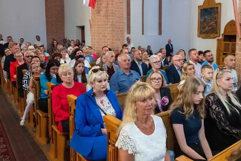 2024.05.24 – Bierzmowanie młodzieży z Dekanatu Żary – zdjęcie 46