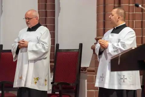 2024.05.24 – Bierzmowanie młodzieży z Dekanatu Żary – zdjęcie 19