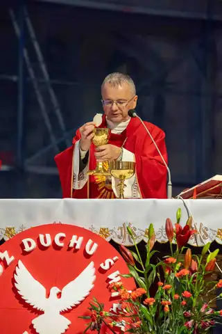 2024.05.24 – Bierzmowanie młodzieży z Dekanatu Żary – zdjęcie 241