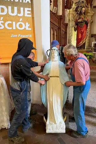 2024.07.05 – Demontaż Figury NMP z ul. Zielonogórskiej – zdjęcie 26