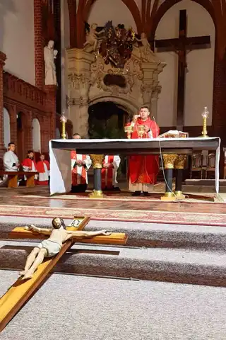 2025.04.18 – Liturgia Wielkiego Piątku – zdjęcie 20