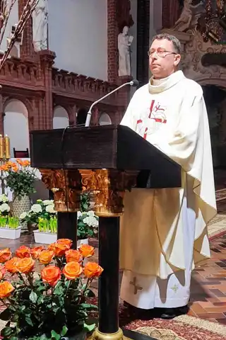 2025.04.19 – Liturgia Wigilii Paschalnej – zdjęcie 19