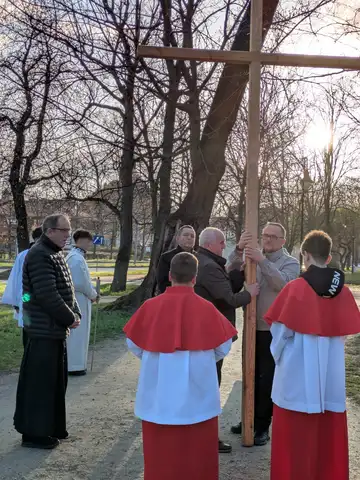2026.03.27 – Droga krzyżowa ulicami Żar – zdjęcie 41