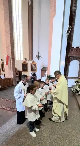 2025.05.18 – Przyjęcie nowych ministrantów – zdjęcie 18