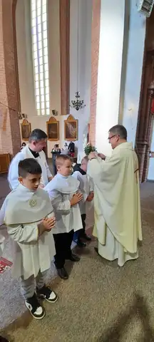 2025.05.18 – Przyjęcie nowych ministrantów – zdjęcie 21