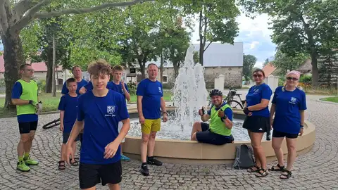 2025.06.29 – Wyjazd rowerowej pielgrzymki na Jasną Górę – zdjęcie 6