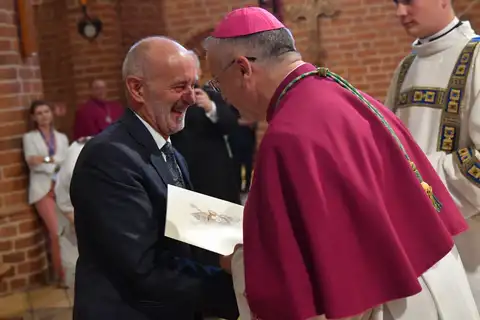 2025.09.09 – Odznaczenia od ks. biskupa w rocznicę poświęcenia katedry – zdjęcie 36