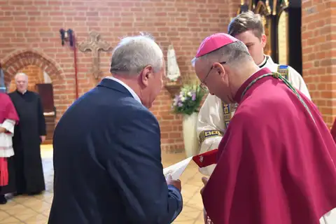 2025.09.09 – Odznaczenia od ks. biskupa w rocznicę poświęcenia katedry – zdjęcie 27