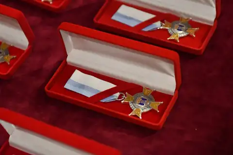2025.09.09 – Odznaczenia od ks. biskupa w rocznicę poświęcenia katedry – zdjęcie 3