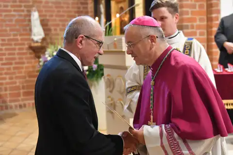 2025.09.09 – Odznaczenia od ks. biskupa w rocznicę poświęcenia katedry – zdjęcie 25
