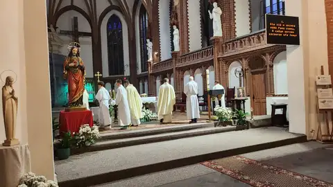 2025.09.11 – 24. rocznica poświęcenia tablicy bł. kard. Stefana Wyszyńskiego – zdjęcie 34
