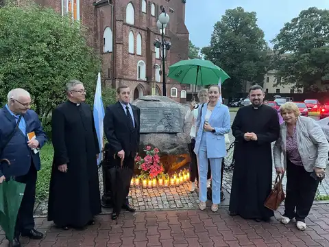 2025.09.11 – 24. rocznica poświęcenia tablicy bł. kard. Stefana Wyszyńskiego – zdjęcie 21