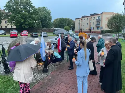 2025.09.11 – 24. rocznica poświęcenia tablicy bł. kard. Stefana Wyszyńskiego – zdjęcie 20