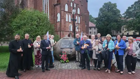 2025.09.11 – 24. rocznica poświęcenia tablicy bł. kard. Stefana Wyszyńskiego – zdjęcie 27