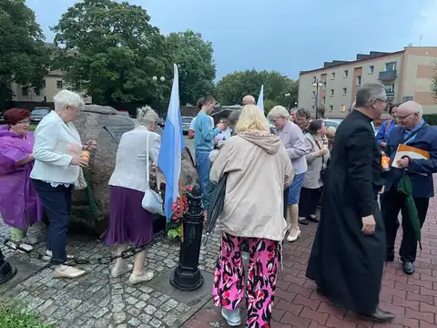 2025.09.11 – 24. rocznica poświęcenia tablicy bł. kard. Stefana Wyszyńskiego – zdjęcie 18